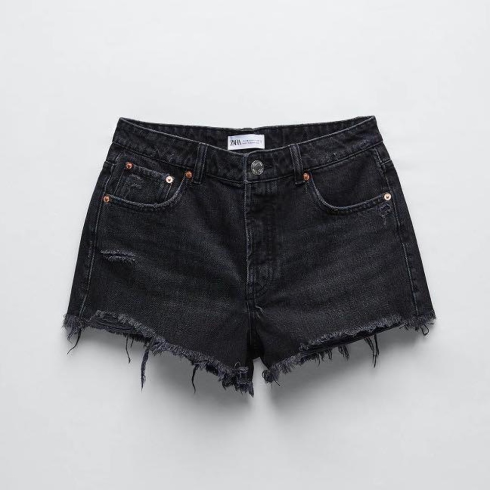 ZARA Mid-Rise Black Jean Shorts